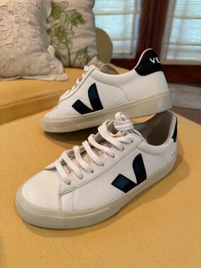 VEJA Campo Leather Sneakers White Black 8